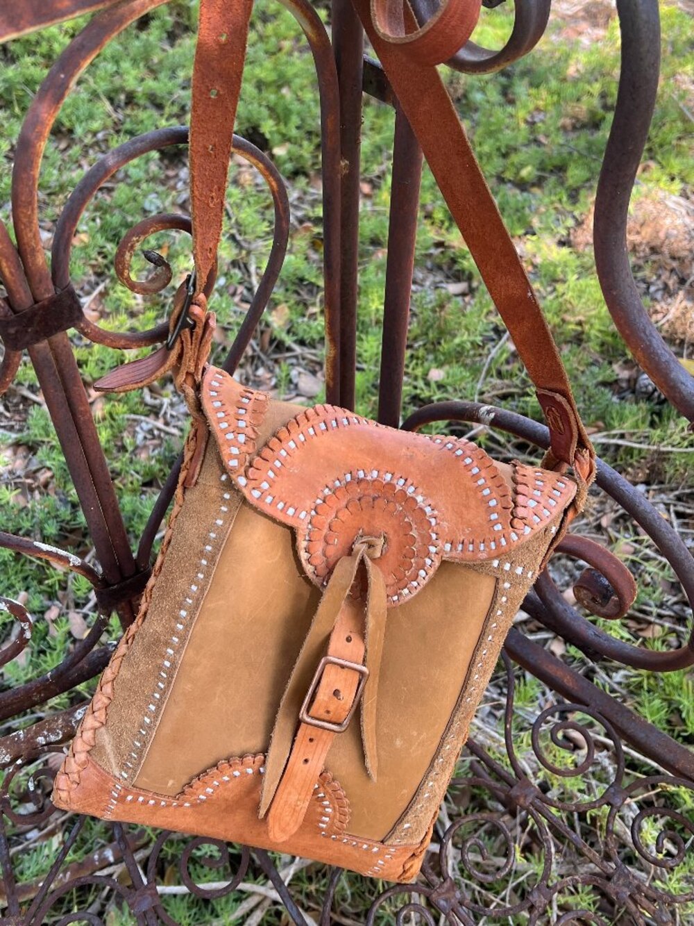 Funky 70s Leather Shoulder Bag Boho Hippie Whipstitch Crossbody Purse